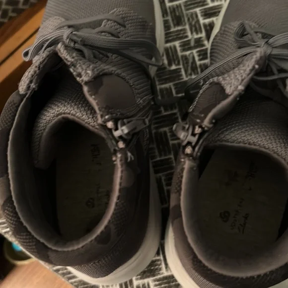 Clarks CLOUDSTEPPERS High Tops w/camo feature in Gray Size 91/2 - Picture 4 of 10